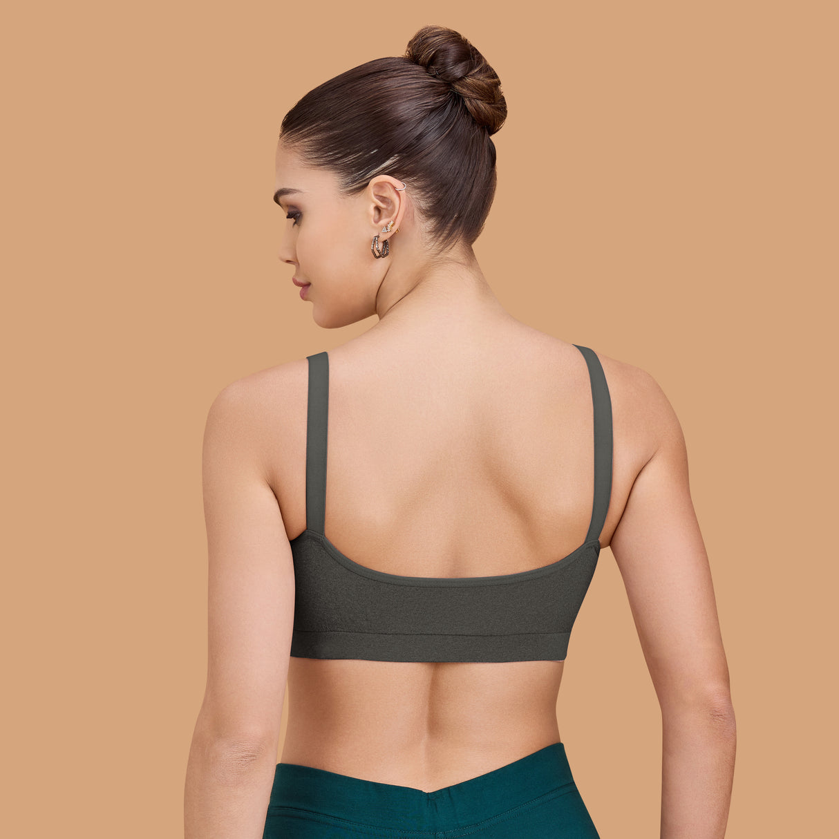 Seamless Breathable,Supportive,and Wire-Free Full Coverage Easy to Slip on Sports SQ1033