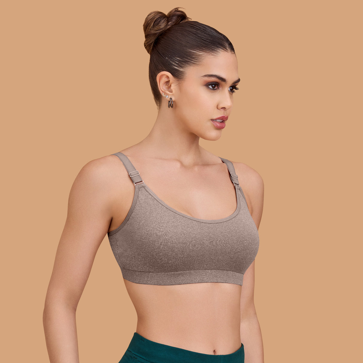 Seamless Breathable,Supportive,and Wire-Free Full Coverage Easy to Slip on Sports SQ1033