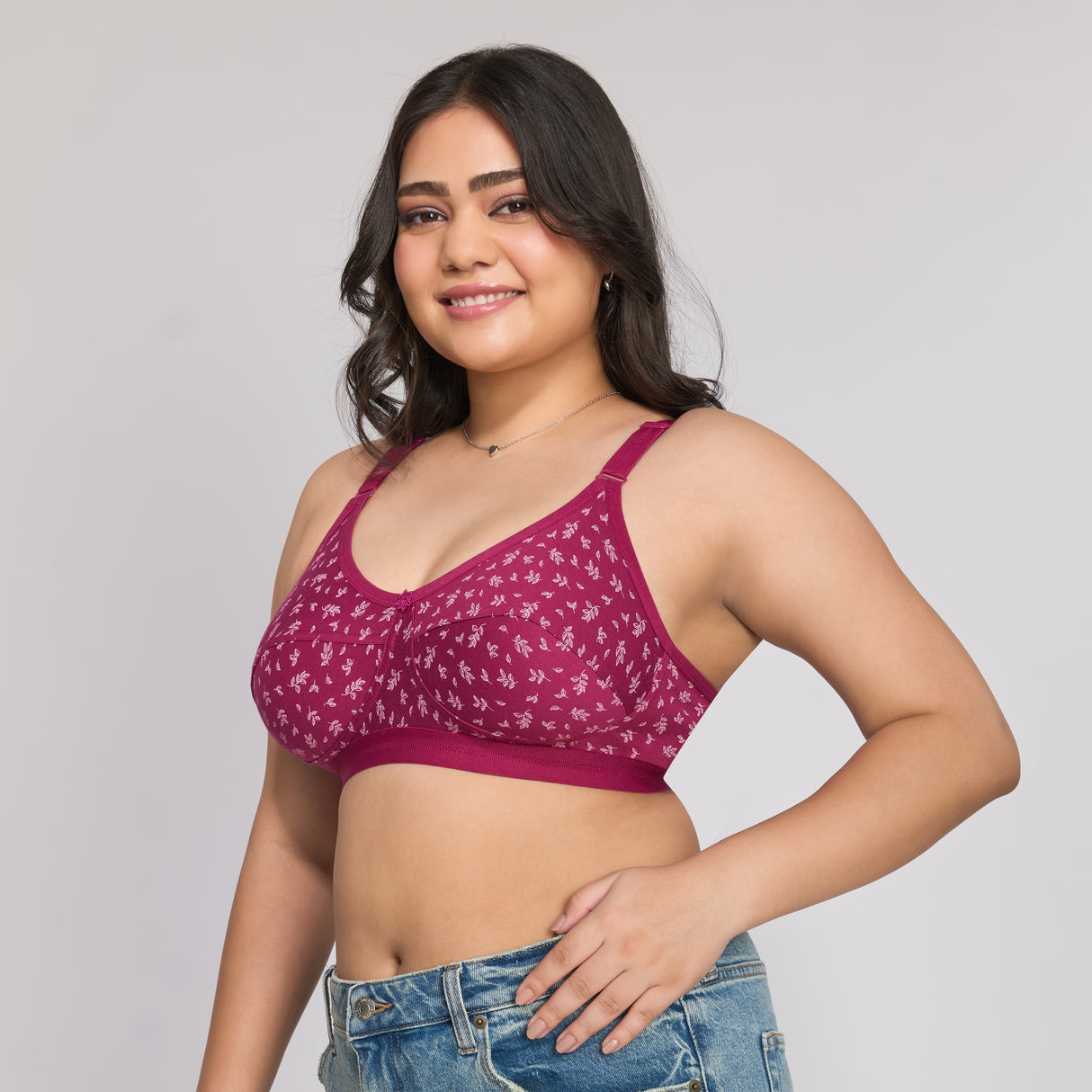 Plus‑Size Printed Seamed D‑Cup Bra — Full Support & Stylish Prints BQ2186