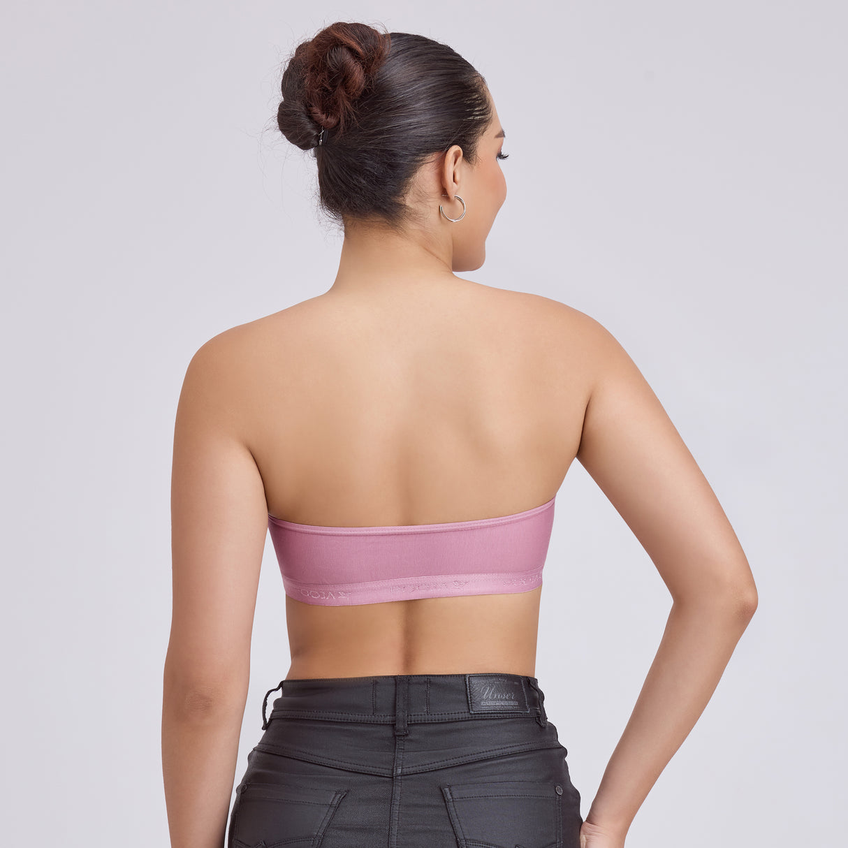 Seamless Strapless Tube Bra – Wireless Padded Bandeau for Women TQ0001