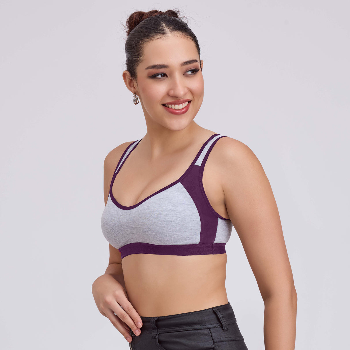 Comfortable Sports Bra for Women–Perfect for Low to Medium Impact Workouts SQ1020