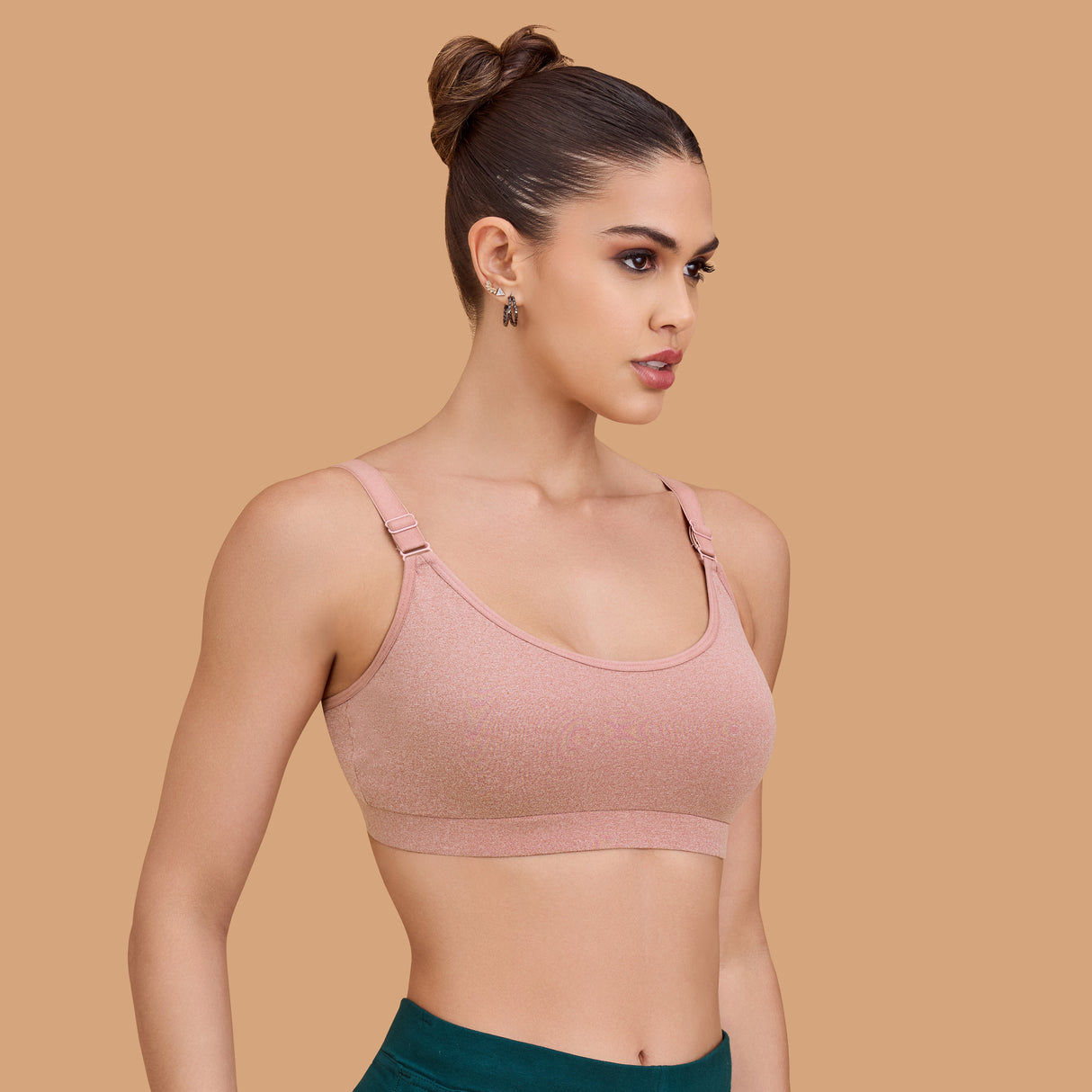 Seamless Breathable,Supportive,and Wire-Free Full Coverage Easy to Slip on Sports SQ1033