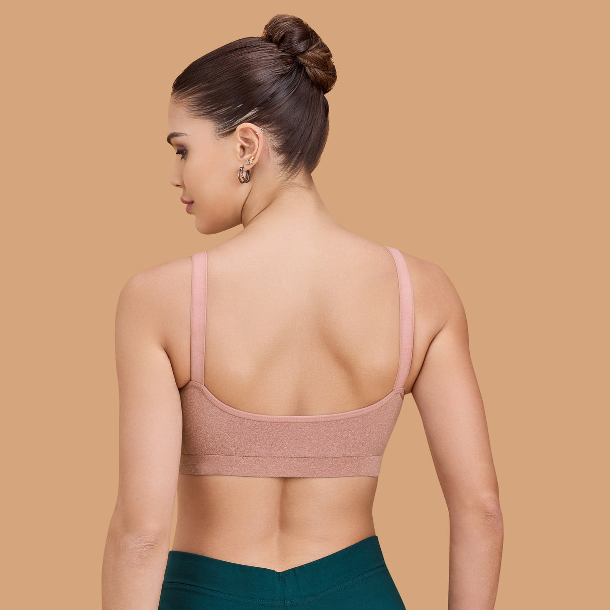 Seamless Breathable,Supportive,and Wire-Free Full Coverage Easy to Slip on Sports SQ1033